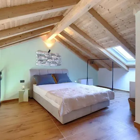 Zanet 100 M From The Sea Apartamento